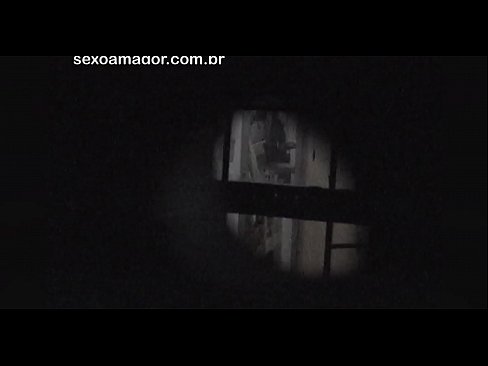 ❤️ Blondie wird heimlich von einem Voyeur aus der Nachbarschaft gefilmt, der sich hinter Hohlblocksteinen versteckt Hard porn bei uns de.sexarxiv.ru